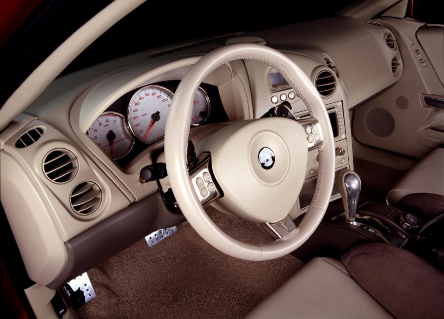  Pontiac Grand Prix G-Force Concept 2003 года  (фото 2 из 7)